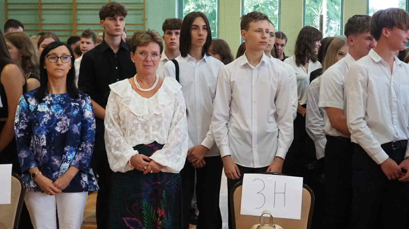 Zdjęcie Rozp roku 2025-2026 (41)56983fe2-061d-4b05-8f14-e8b8ab779f51.jpeg w galerii Uroczyste rozpoczęcie roku szkolnego 2025/2026